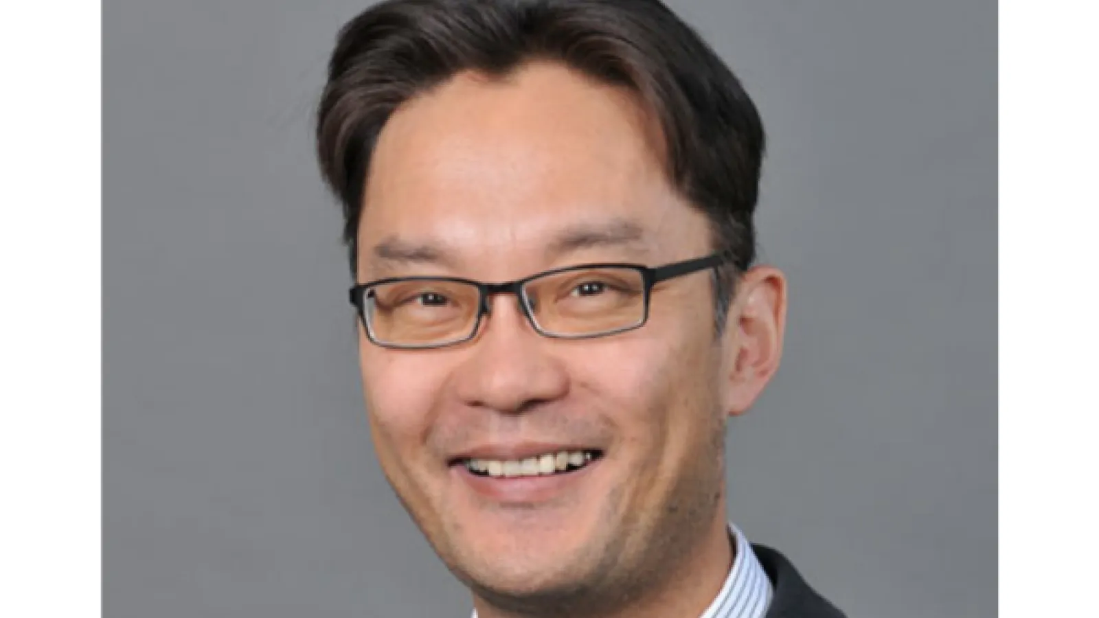Taku Suzuki Headshot