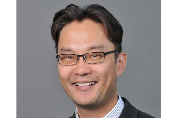 Taku Suzuki Headshot