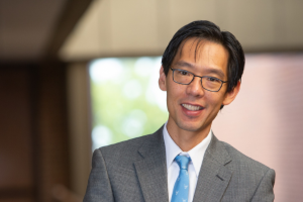 Felix Chang headshot